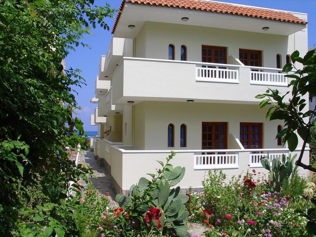 Seagull Studios Сталида Экстерьер фото